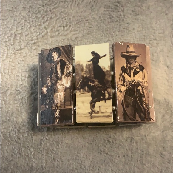 Western stretch bracelets - Picture 2 of 4